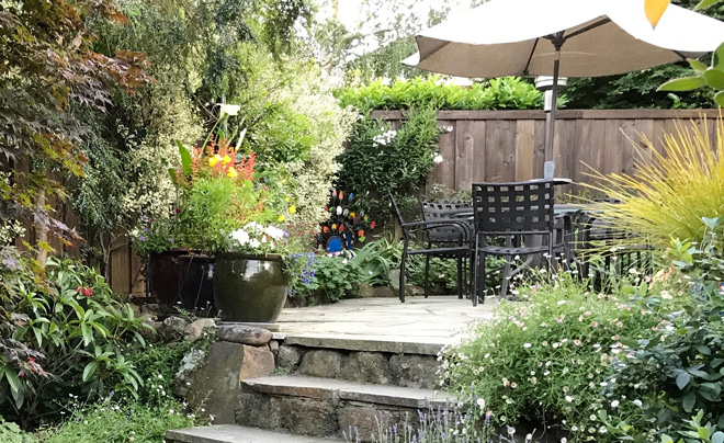 This once under-utilized backyard in Piedmont has been reinvented into a vibrant outdoor living space. Garden design & photo: Katie Creighton/kcgardendesign.com